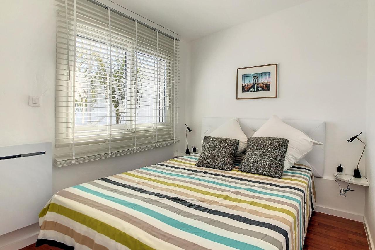 Ref 1769 - - Sea View Penthouse For Rent * Cannes
